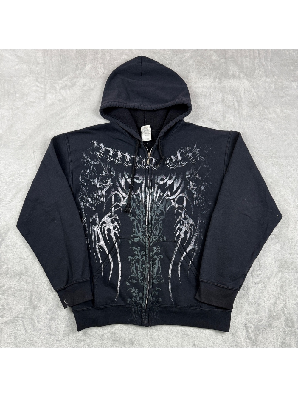 Y2K Gildan Black Tribal Graphic Zip Up Hoodie Men’s M Goth Affliction Skate VTG